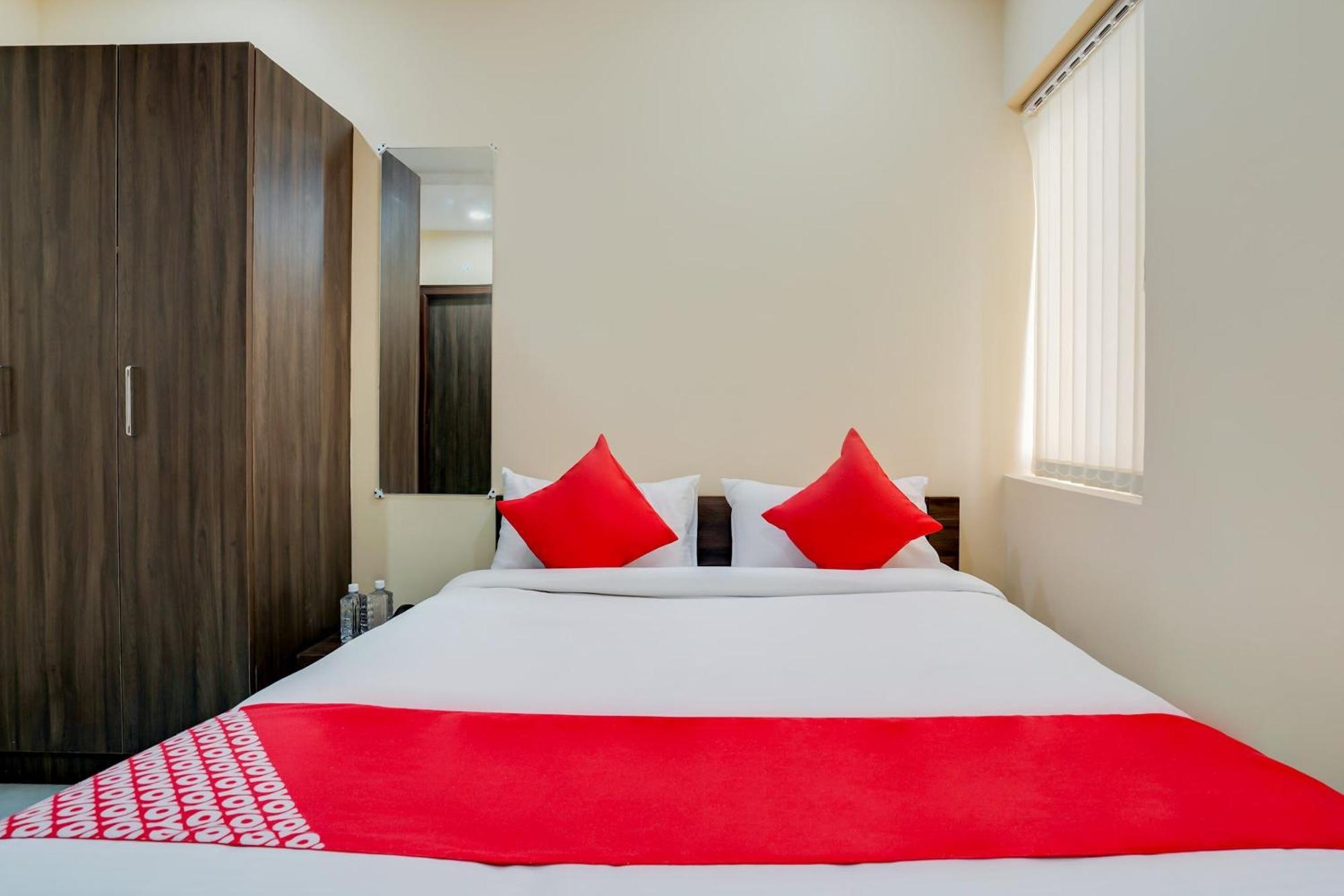 Hotel O Alekhya Residency Cafe Bahar Sururnagar Exterior foto