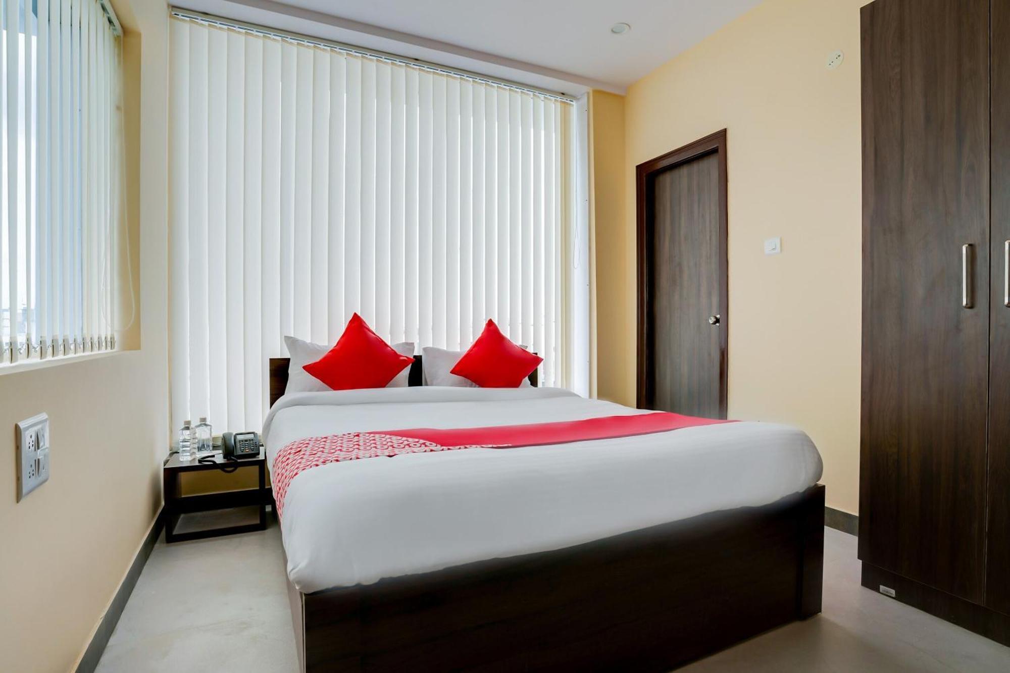 Hotel O Alekhya Residency Cafe Bahar Sururnagar Exterior foto